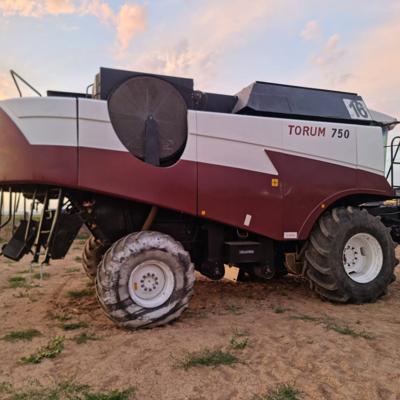 Комбайн Ростсельмаш Торум 750 (Зерноуборочный комбайн)
