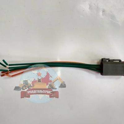 Коннектор фары 6-pin UDS-106
