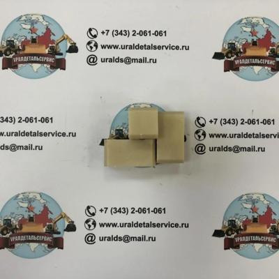 Накладка скольжения аутригера (опоры) прямоугольная 11883349