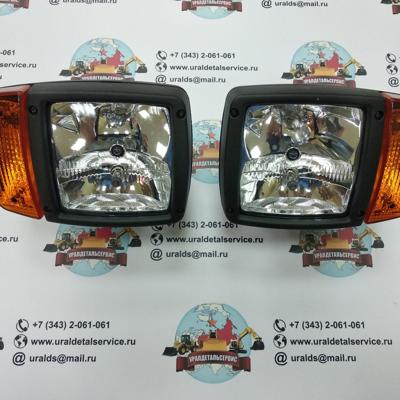 Фара основного освещения UDS-010 (JCB, Case, John Deere, Komatsu) Заднее крепление