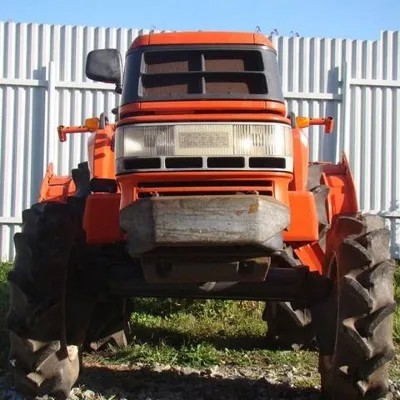 Японский мини-трактор KUBOTA GT-3