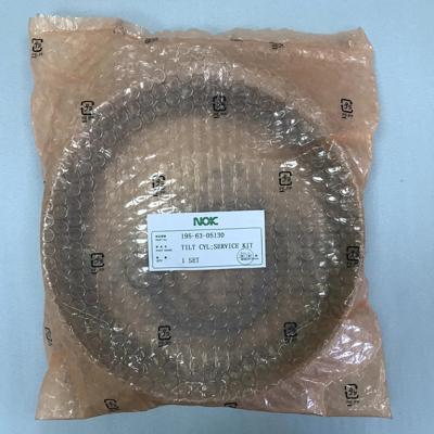 Р/к г/ц перекоса отвала Komatsu D355A-3 195-63-05130