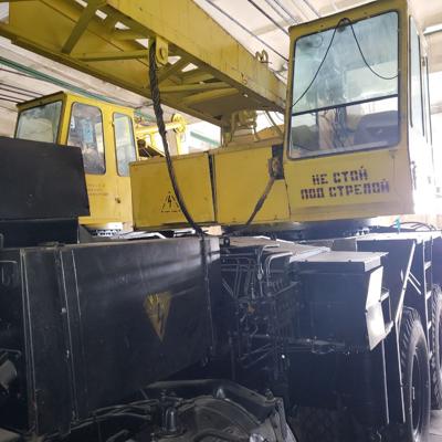 Автокран КС-4562 на базе Краз-250
