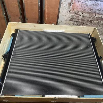 "Радиатор охлаждения водяной YA00012059 Hitachi "