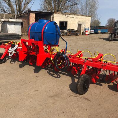 Оборудование для внесения жидких удобрений КМО