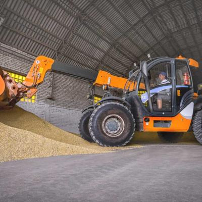 Погрузчик с телескопической стрелой AMKODOR Т400-70