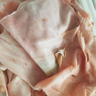 Свиная разделка. Шкура свиная корпусная (шпарка).