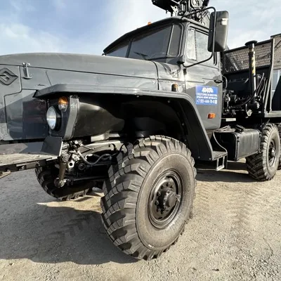 Лесовоз Урал капремонт с новым  манипулятором и роспуском